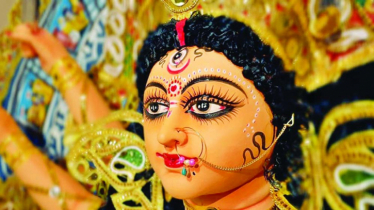 Durga Puja begins with Maha Shasthi