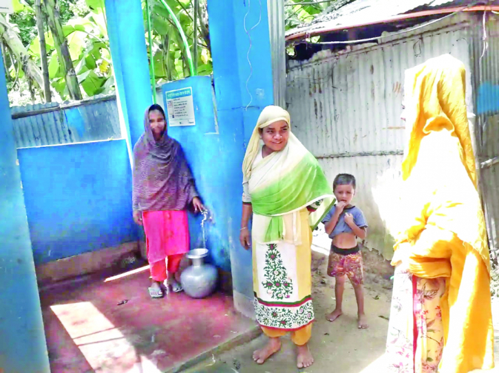 30 Ctg slums get safe drinking water supply, hygienic toilets