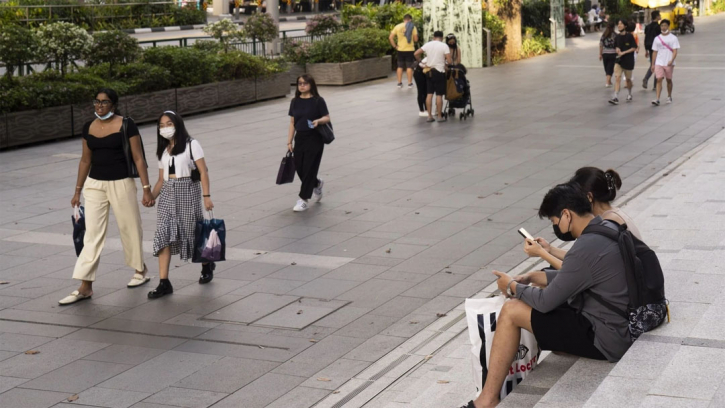 Singapore unveils long term work visas Singapore unveils long term work visas