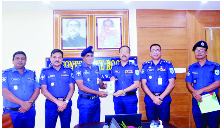Thakurgaon SP Jahangir selects as best SP in Rangpur range