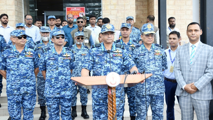 যশোর বিমান বন্দর পরিদর্শন করলেন বিমান বাহিনী প্রধান