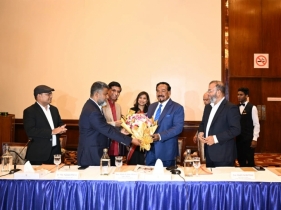 জলবায়ু-সহনশীল টেকসই বাংলাদেশ গড়ে তোলার আহ্বান স্পিকারের জলবায়ু-সহনশীল টেকসই বাংলাদেশ গড়ে তোলার আহ্বান স্পিকারের