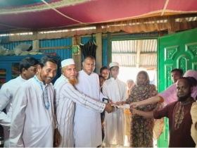 ময়মনসিংহে অটোচালক হযরত আলীর পরিবারকে প্রধানমন্ত্রী তারেক রহমানের আর্থিক সহায়তা প্রধান ময়মনসিংহে অটোচালক হযরত আলীর পরিবারকে প্রধানমন্ত্রী তারেক রহমানের আর্থিক সহায়তা প্রধান