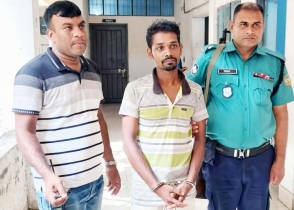 বরিশালে শিশুকে অপহরণ করে সংঘবদ্ধ ধর্ষণ, একজন গ্রেপ্তার বরিশালে শিশুকে অপহরণ করে সংঘবদ্ধ ধর্ষণ, একজন গ্রেপ্তার