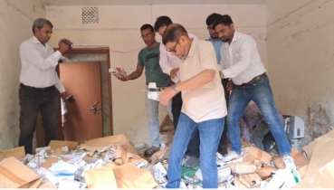 মোরেলগঞ্জ স্বাস্থ্য কমপ্লেক্সে আকস্মিক পরিদর্শনে স্বাস্থ্যমন্ত্রী, অনিয়মে ক্ষোভ প্রকাশ