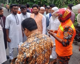 বাগেরহাট-খুলনা মহাসড়কে ট্রাকের সঙ্গে সংঘর্ষে মোটরসাইকেল চালক নিহত বাগেরহাট-খুলনা মহাসড়কে ট্রাকের সঙ্গে সংঘর্ষে মোটরসাইকেল চালক নিহত