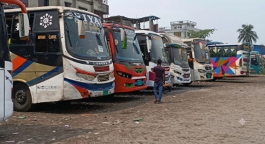 প্রায় ১০ ঘণ্টা পর বরিশালে বাস চলাচল স্বাভাবিক, অবরোধে ভোগান্তি প্রায় ১০ ঘণ্টা পর বরিশালে বাস চলাচল স্বাভাবিক, অবরোধে ভোগান্তি