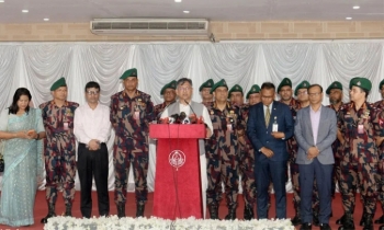 শহীদ রাষ্ট্রপতি জিয়াউর রহমানের হত্যাকারী মেজর মোজাফফরের বিচার সেনা আইনে : স্বরাষ্ট্রমন্ত্রী শহীদ রাষ্ট্রপতি জিয়াউর রহমানের হত্যাকারী মেজর মোজাফফরের বিচার সেনা আইনে : স্বরাষ্ট্রমন্ত্রী
