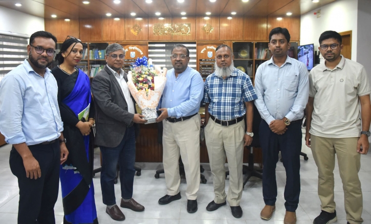 খুবি উপাচার্যের সঙ্গে খুকৃবি উপাচার্যের সৌজন্য সাক্ষাৎ