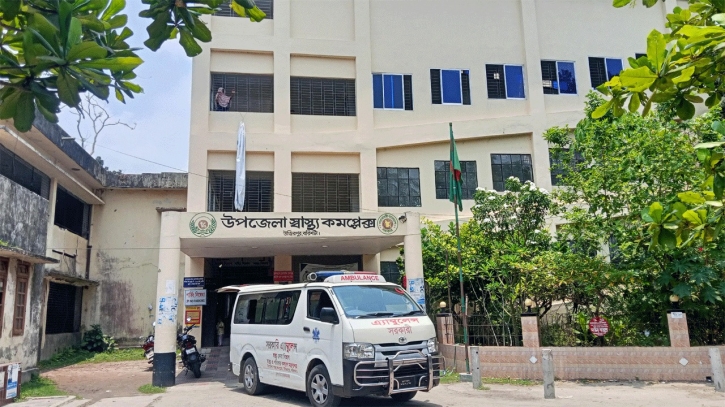 বরিশালে সড়ক দুর্ঘটনায় অজ্ঞাত নারী নিহত