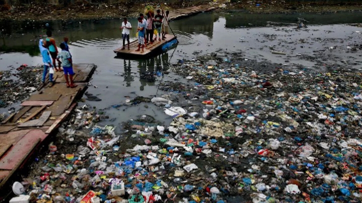Phasing out plastic products: Stakeholders for following global practice Phasing out plastic products: Stakeholders for following global practice