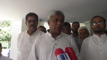 Govt to reduce fuel price gradually: Amit Govt to reduce fuel price gradually: Amit