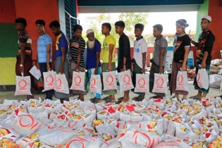 QC’s Eid food packages benefit 35,000 Rohingya Refugees