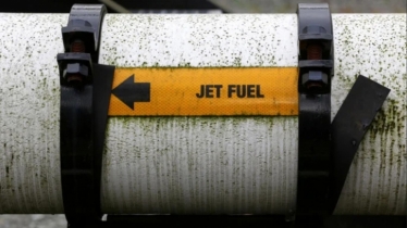 Govt adjusts jet fuel prices Govt adjusts jet fuel prices