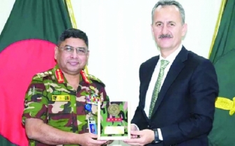 Army chief, senior Turkish official discuss stronger defence ties
