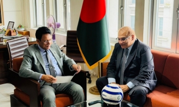 Pakistani high commissioner calls on education minister ANM Milon Pakistani high commissioner calls on education minister ANM Milon