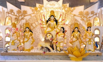Bangladesh sets example of communal harmony with peaceful Durga Puja, Prabarana celebrations Bangladesh sets example of communal harmony with peaceful Durga Puja, Prabarana celebrations
