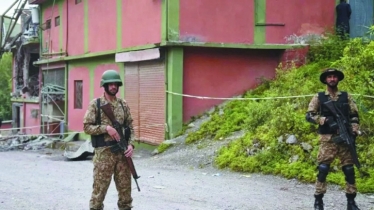 Pakistan returns Indian border guard captured after Kashmir attack