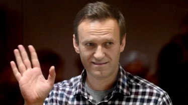 Russian opposition leader Alexei Navalny dies in prison