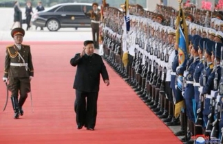 N. Korean leader heads to Russia for Putin talks