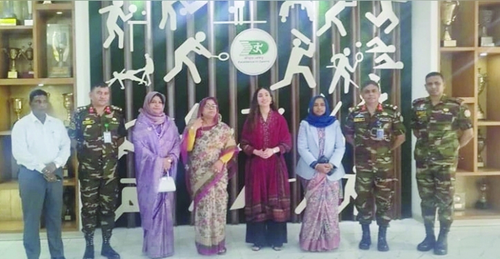 Zaima Rahman visits BKSP, plays football with women players