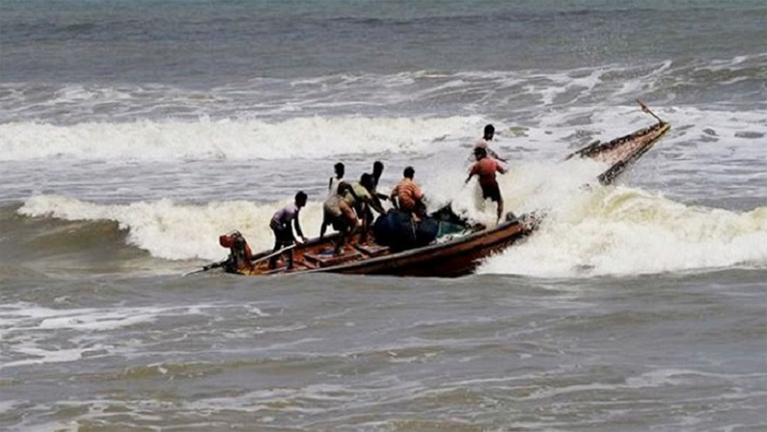 27 fishermen missing in the Bay of Bengal
