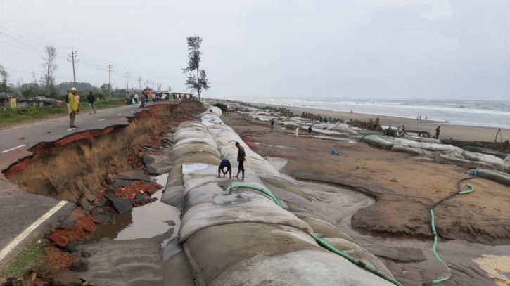 Rising sea levels: Geo bags placed to save Cox’s Bazar’s Marine Drive