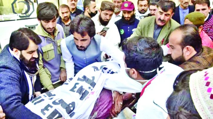 Blasts near Pakistan candidates’ offices kill 24 Blasts near Pakistan candidates’ offices kill 24