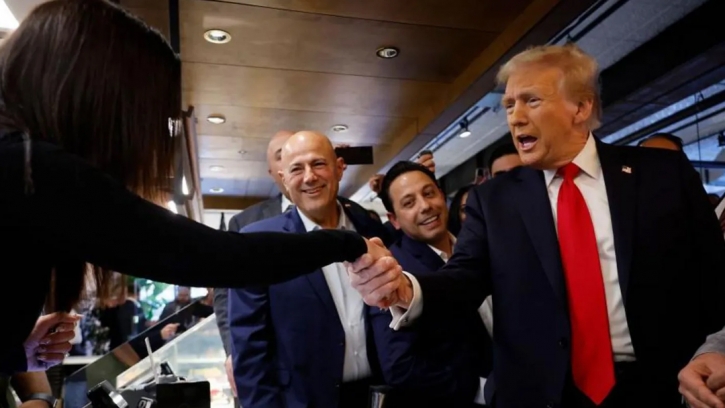 Trump courts divided Arab-American voters in must-win Michigan Trump courts divided Arab-American voters in must-win Michigan