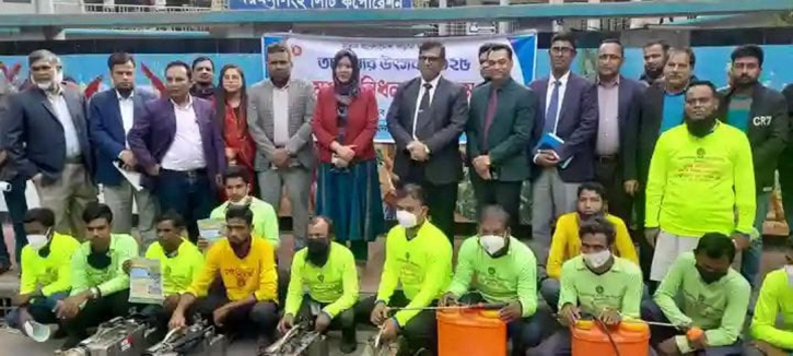ময়মনসিংহ সিটি কর্পোরেশনের উদ্যোগে ডেঙ্গু প্রতিরোধে মশক নিধন কার্যক্রমের উদ্বোধন ময়মনসিংহ সিটি কর্পোরেশনের উদ্যোগে ডেঙ্গু প্রতিরোধে মশক নিধন কার্যক্রমের উদ্বোধন