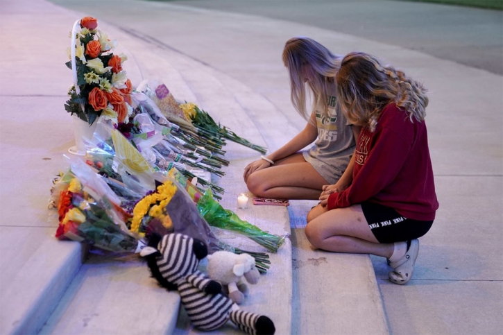 At least 4 killed in Georgia high school shooting
